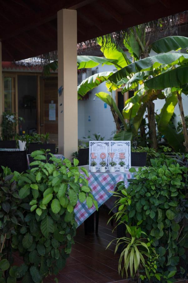 Silk Retreats Thulusdhoo Guest House מראה חיצוני תמונה
